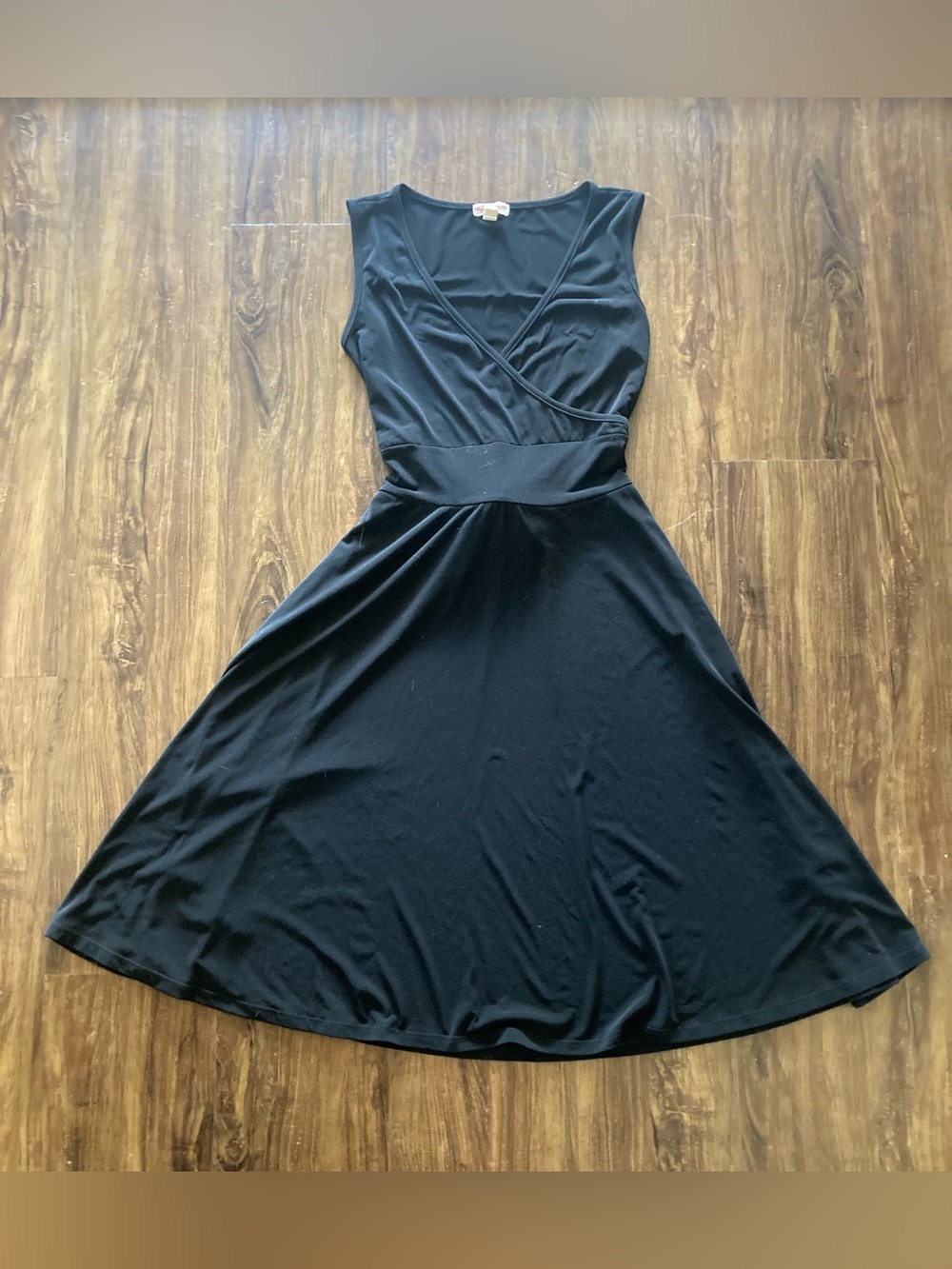 Sugar Tart Women’s Sleeveless Black Dress with Tie Waist Size Large